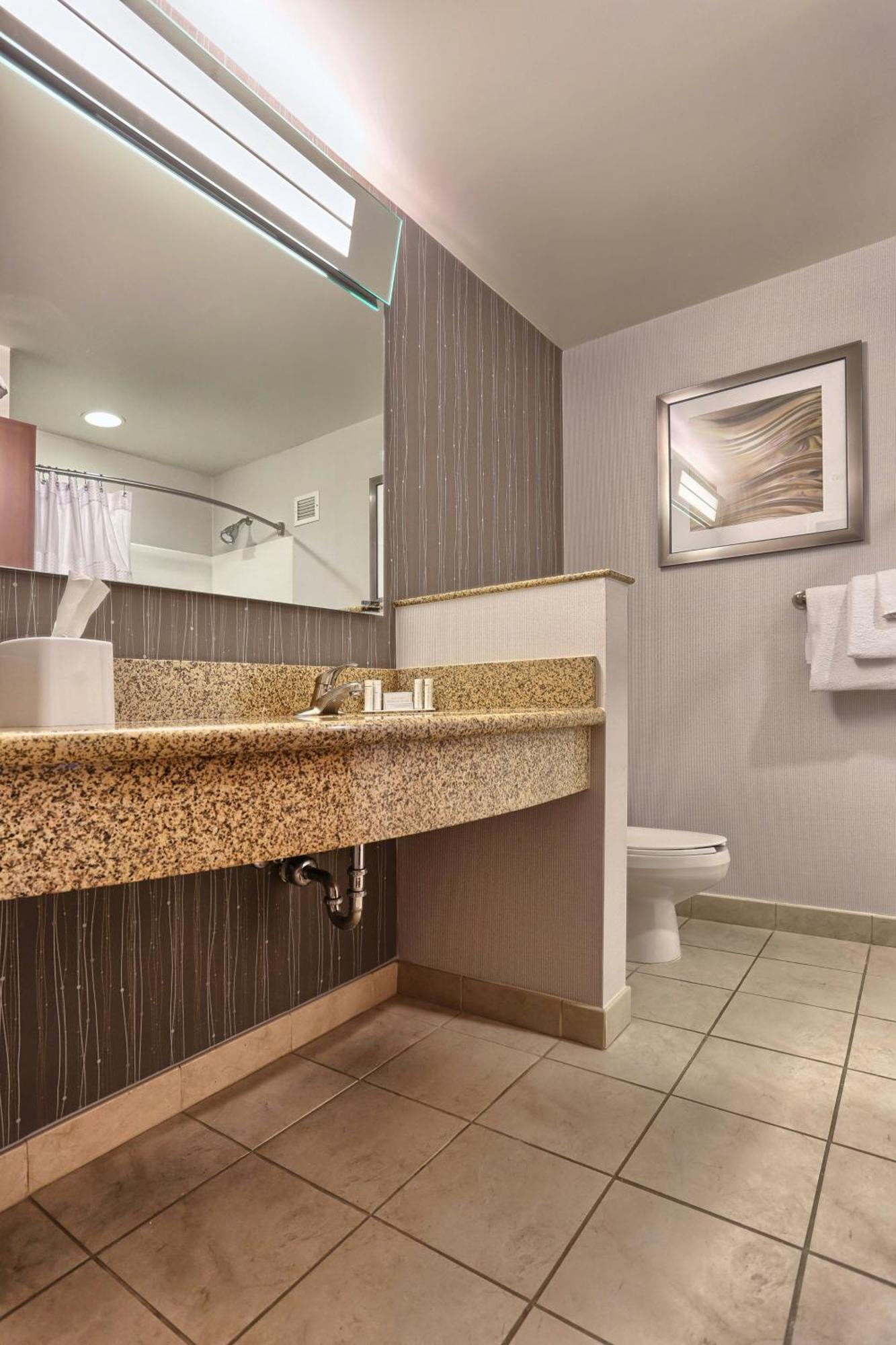Courtyard By Marriott Harrisburg West/Mechanicsburg Exterior photo
